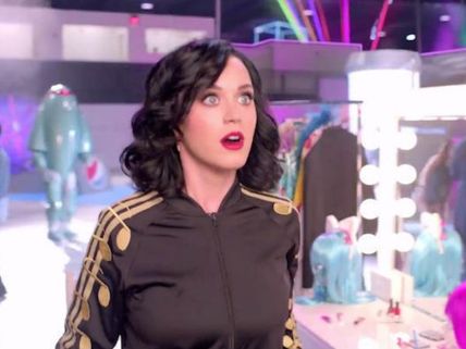 Tweet Gone Wrong: Katy Perry Ridiculed On Twitter Over Her Grammar!