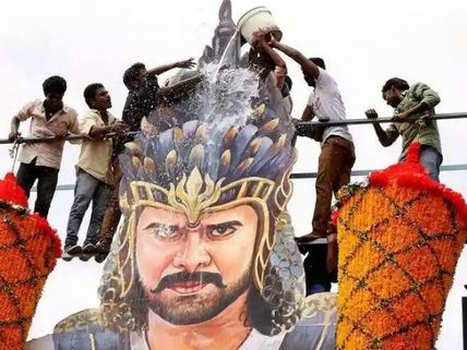 Baahubali Enters 500 Cr Club, Breaks Aamir Khan's PK Records