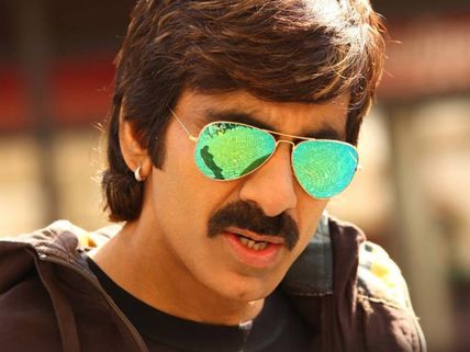 #AskRaviteja : Mass Maharaja's Energetic Answers To Fans, Traps In A Controversy 