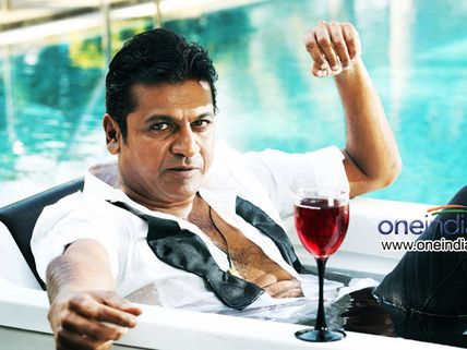 FLASH NEWS: Shivarajkumar Shops Clothes Worth 47 Lakhs For Daughter's Wedding 