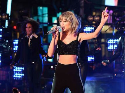 Taylor Swift Breaks MTV EMAs Nominations Record, Leads With 9 Nods, Justin Follows