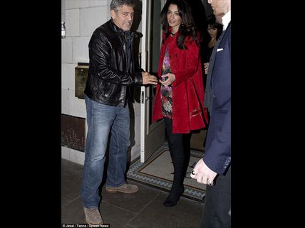 Oops! Amal Clooney Suffers Malfunction At First Wedding Annivesary Celebrations