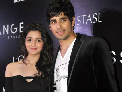 Funny! What Name Has Alia Bhatt Saved For Sidharth Malhotra?