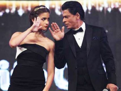 Does Alia Bhatt Want To Shoot With Shahrukh Khan In The Night?