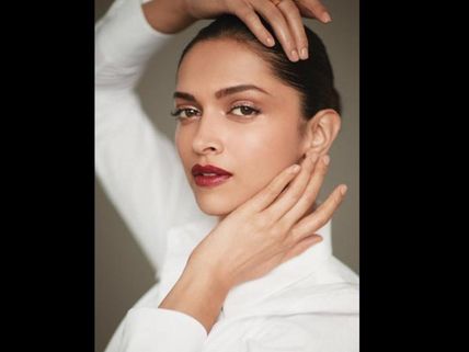 Deepika Padukone Advised To Get A Plastic Surgery Done?