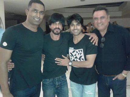 OH FRESH! Ram Charan Hosts A Party For SRK & Team Dilwale
