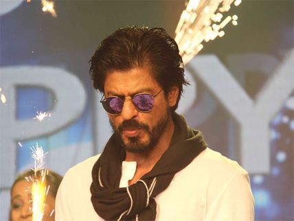 HORRIFIC! Shahrukh Khan Accused Of Being A Pakistani Agent