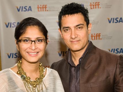SHOCKER: Aamir Khan Is Scared, Asks Kiran Rao To Leave Mumbai