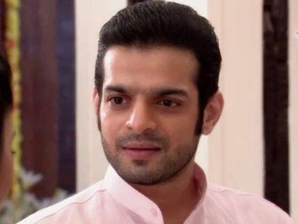 Karan Patel Gatecrashes Into Kamya Punjabi's BCL Party; Asks To Patch-up!