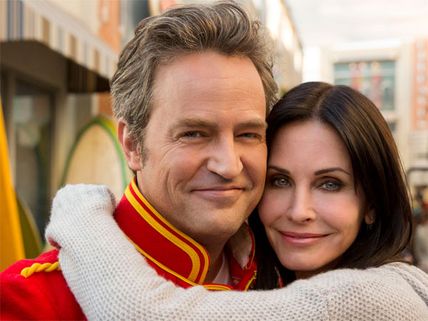 Courteney Cox & Matthew Perry : The 'Friends' Couple Dating In Real Life?