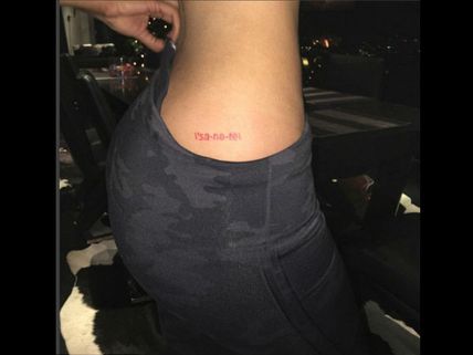 Kylie Jenner's New Tattoo On The Right Hip Is Totally Sane! 