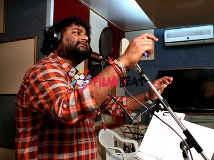 MUST WATCH: Huccha Venkat's Song In 'Parapancha' Goes Viral!