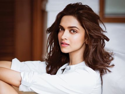 Deepika Padukone Hikes Her Fees! This Is How Much She Is Charging!
