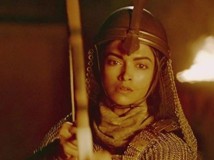 Filmfare Awards 2016: Deepika Padukone Wins Best Actress For Piku
