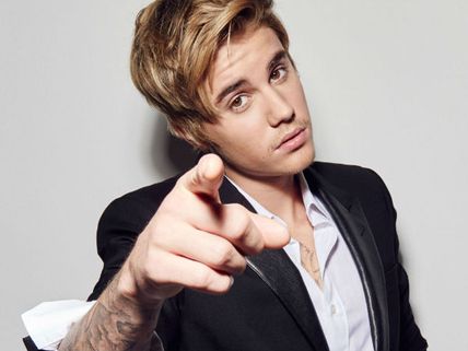 New Love Interest? Justin Bieber Spotted Getting Cosy With Sarah Jeffery!