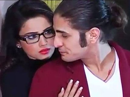 Naagin: New Twist! Shesha Falls In Love; But With Whom?