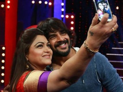 OMG! Madhavan's Act Of Kissing Khushboo Stirs Up A Controversy?