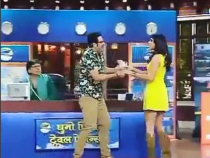 Bigg Boss 9 Contestant Mandana Karimi In Krushna Abhishek’s Comedy Nights Live! (PICS)