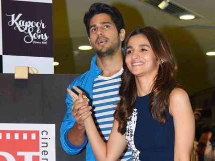 Alia Bhatt Denies Being Offered AASHIQUI 3 With Hrithik Roshan