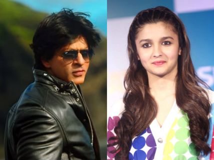 Awesome! Shahrukh Khan Gifts Something Special To Alia Bhatt