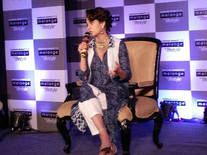 Photos: Kangana Ranaut Gets TEARY-EYED Over Hrithik; Celebrates Her Birthday At Melange Event! 