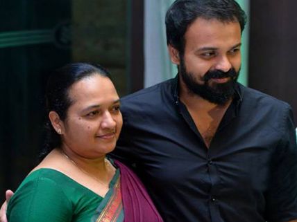AWWW! Kunchacko Boban's Special Birthday Gift To Mother