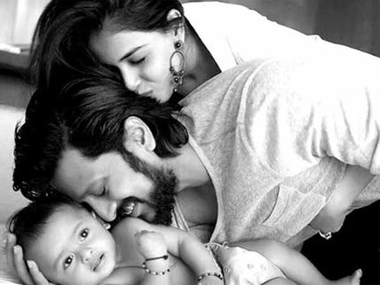 So Sweet! Ritesih Deshmukh Is Showering Love On Wife Genelia D'Souza