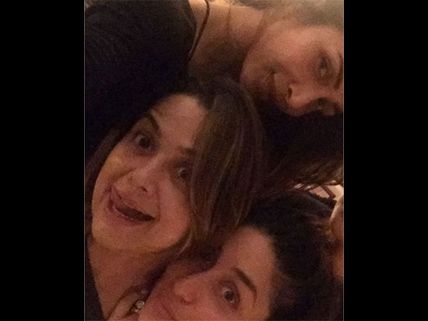 Crazy Pics! Amidst Divorce Rumours, Malaika Arora Khan Parties With These Special People!