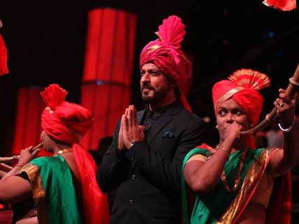 Royal Photos! Shahrukh Khan At Zee Marathi's Gudipadwa Celebration; His Killer Smile Is Worth Seeing