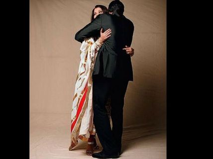 FIRST PICTURE Of Aishwarya Rai & Abhishek Bachchan From Their 9th Wedding Anniversary Celebration!