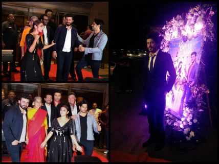 Photos! Shahrukh Khan Attends Kapoor & Sons' Success Party, Looks Phenomenal!