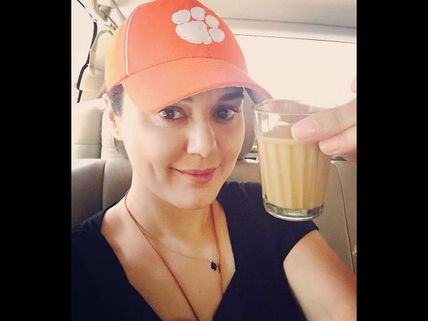 Must See Photos! Preity Zinta Is Back To Mumbai After Her Wedding!  