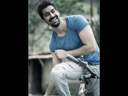 Kabir Is Back For Vijay's 'Rekka', Ends Up Speaking More About Thala Ajith & His 'Vedalam' Days!