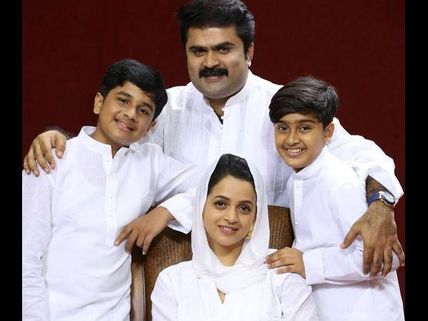 Anoop Menon & Bhavana With 'Kuttikalunde Sookshikkuka'