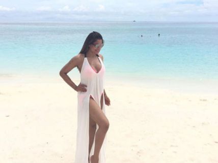 Karan Singh Grover Is The Luckiest Man! Bipasha Basu's FIRST Picture In Bikini From Her Honeymoon