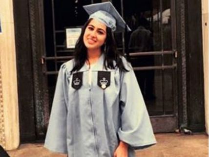 Latest Picture: Saif Ali Khan's Daughter Sara Ali Khan Looks Stunning At Her Graduation Ceremony