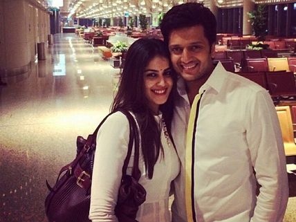 Bollywood Celebs Congratulate Riteish & Genelia On Their Second Baby!