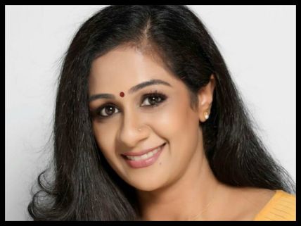 Tessa On A Comeback Trail!