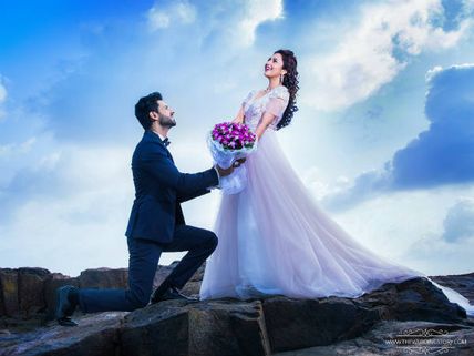 DiVek Pre-Wedding Photoshoot: Divyanka Looks Like A Fairy & Vivek, Her Prince Charming!