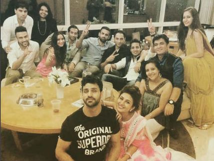 Must Watch: Divyanka Tripathi Dances With Vivek Dahiya For The Song Biwi No. 1