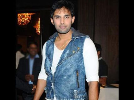 Pratyusha Banerjee’s Boyfriend Rahul Raj Singh Goes Missing Again!