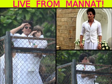 Live Pictures! Shahrukh Khan & AbRam Spotted At Mannat, Celebrate EID With Fans & Media! 