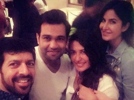 Wow! Salman Khan's Ex Girlfriend Katrina Kaif Spotted Celebrating The Success Of Sultan With Friends