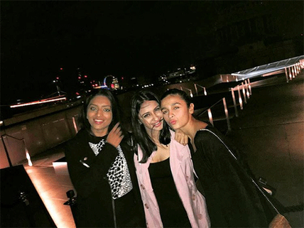 Pictures! Alia Bhatt Roaming The Streets Of London With Her Sister & Friends