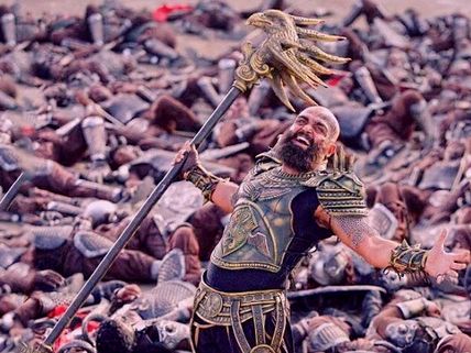 What Is Karthi's Character In 'Kaashmora'?
