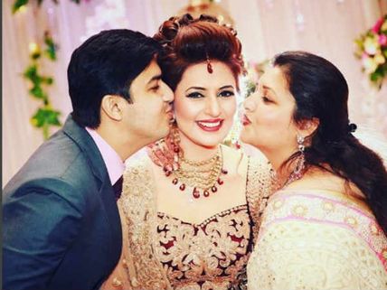 Raksha Bandhan Spl: Divyanka Tripathi Shares Her Rakhi Memories; Vivek Dahiya Wishes His Sister!