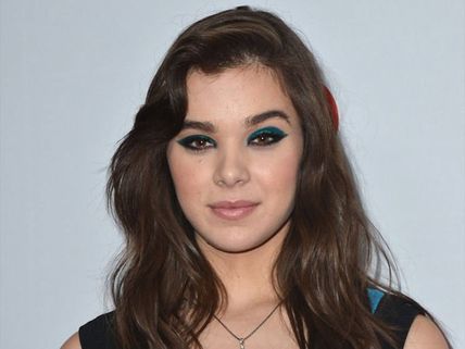 True Grit Actress Hailee Steinfeld Wants To Pursue Career In Music