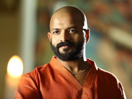 FUNNY! 5 Times When Jayasurya Pulled The Legs Of His Co-Stars!