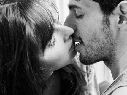 Hottest Thing On Internet! Katrina Kaif's New Kissing Pictures With Sidharth Malhotra