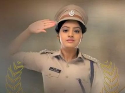 Diya Aur Baati Hum: Climax Promo Out; Will Sandhya & Sooraj Die While Saving Their Family? [PICS]